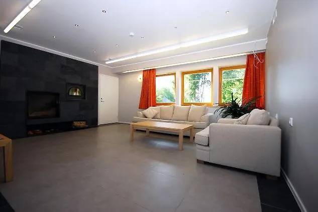 게스트하우스 Piibutopsu House 3*